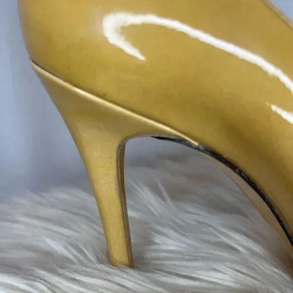 Stuart Weitzman Yellow Patent Leather Pumps​​​ - Picture 8 of 16